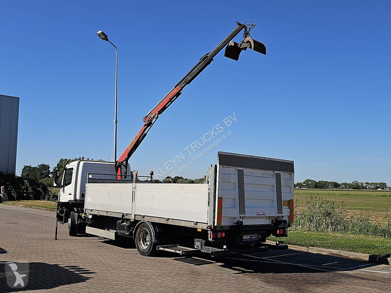 شاحنة Mercedes ATEGO 1221 PALFINGER ONLY127TKM
