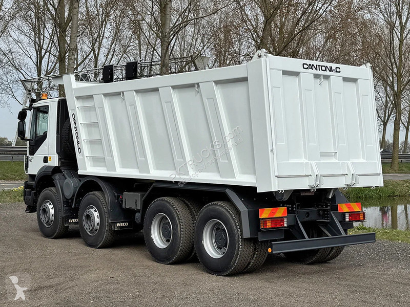 شاحنة Iveco AD410T42H Tipper Truck