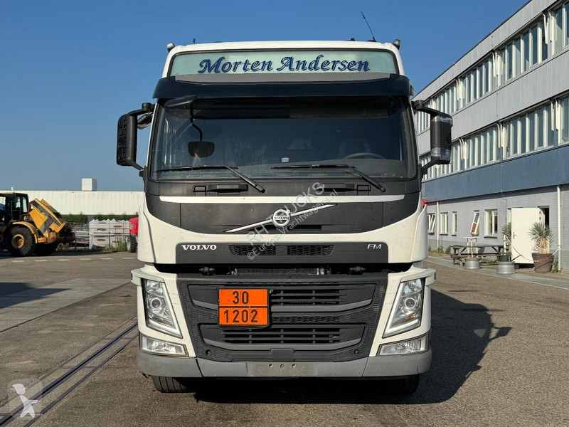 شاحنة Volvo 460 8X2 EURO 6 + 24.000 LITERS - 5...