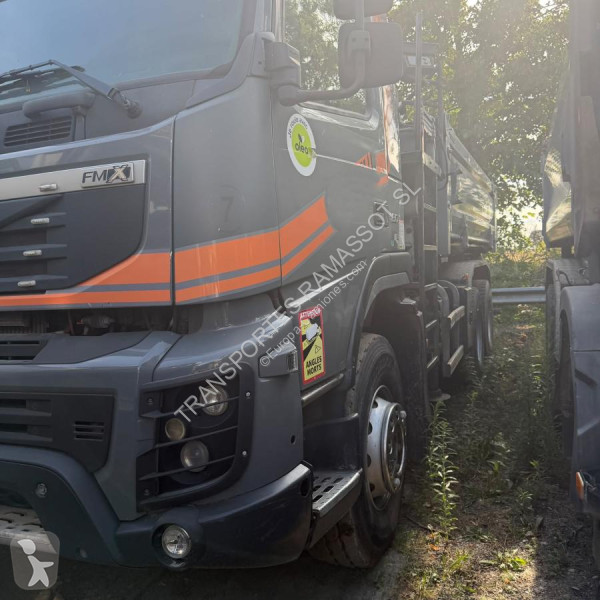 Camion Volvo 420