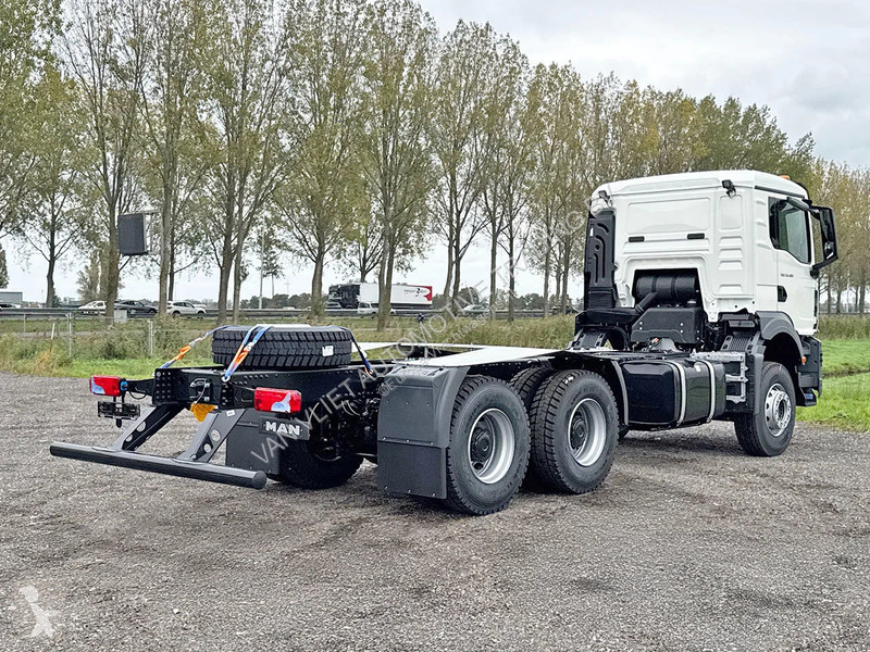 شاحنة MAN 33.400 BB CH Chassis Cabin (6 units)