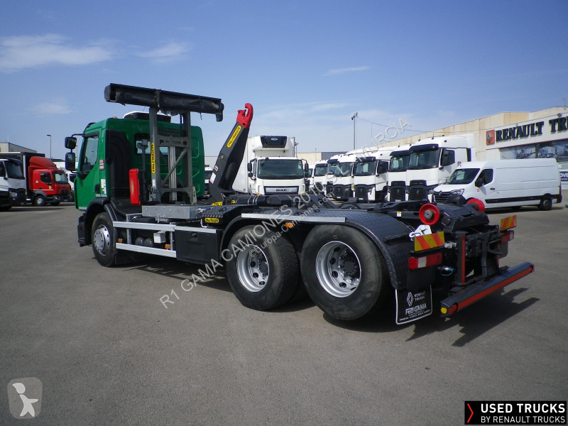 شاحنة Renault D Wide