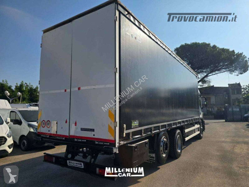 شاحنة Iveco 260S36 CENTINATO M 8,30 EURO 6