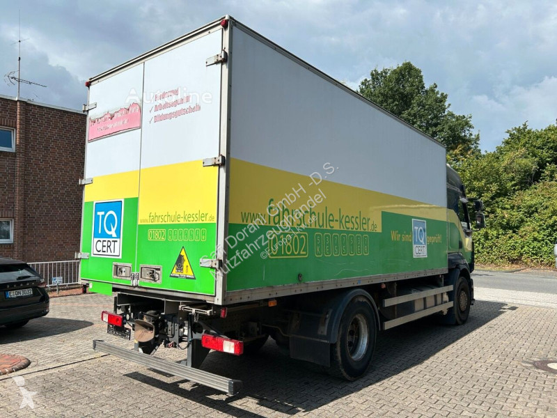 شاحنة Renault 330 DXI