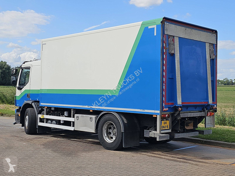 شاحنة Volvo 280.18 2T LIFT BOX 5.52 M