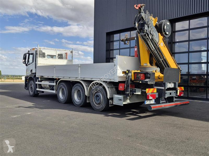 شاحنة Iveco