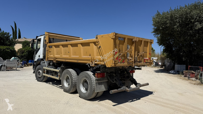 شاحنة Iveco  AD260T