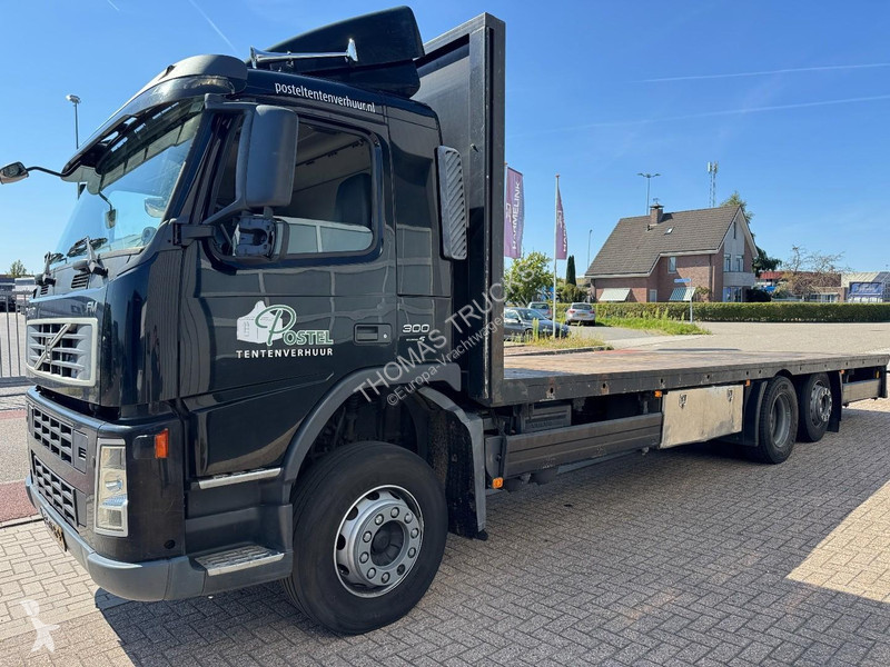 شاحنة Volvo FM-300 6x2, 8,5 Mtr. Ramp Truck