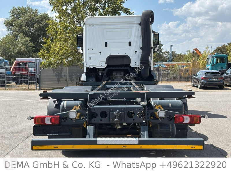 شاحنة Mercedes 2536...