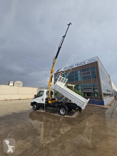 شاحنة Iveco