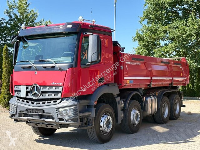 شاحنة Mercedes Arocs 3246 8x4 Kipper Meiller...