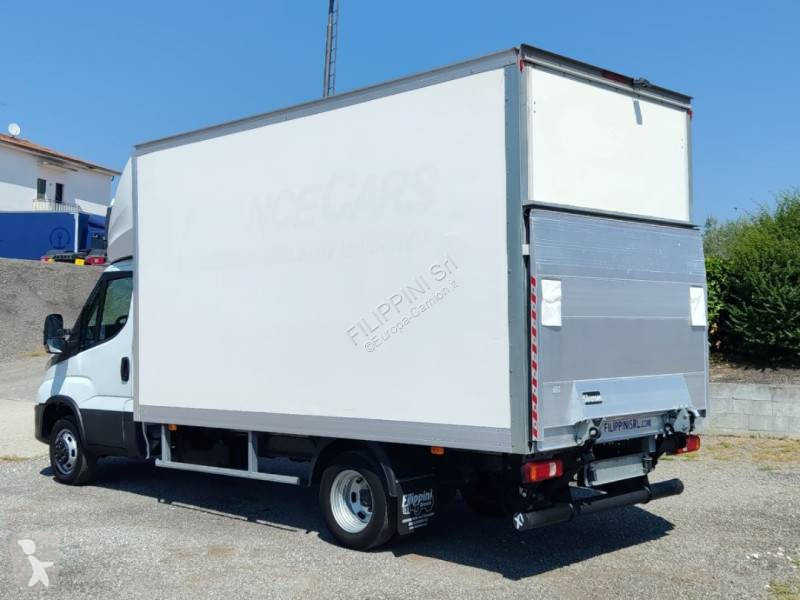 شاحنة Iveco
