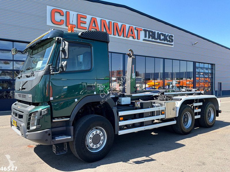 Camion Volvo 420 6x6 VDL 30 Ton haakarmsysteem...