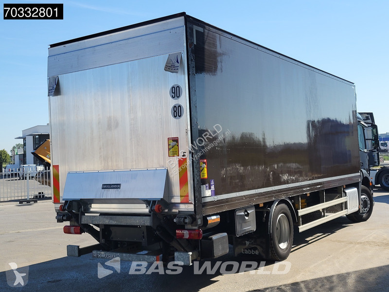 شاحنة Mercedes 1827 4X2 19tonner 3000kg...