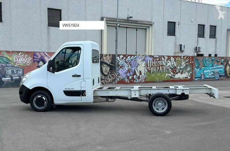 Camion Renault master a telaio
