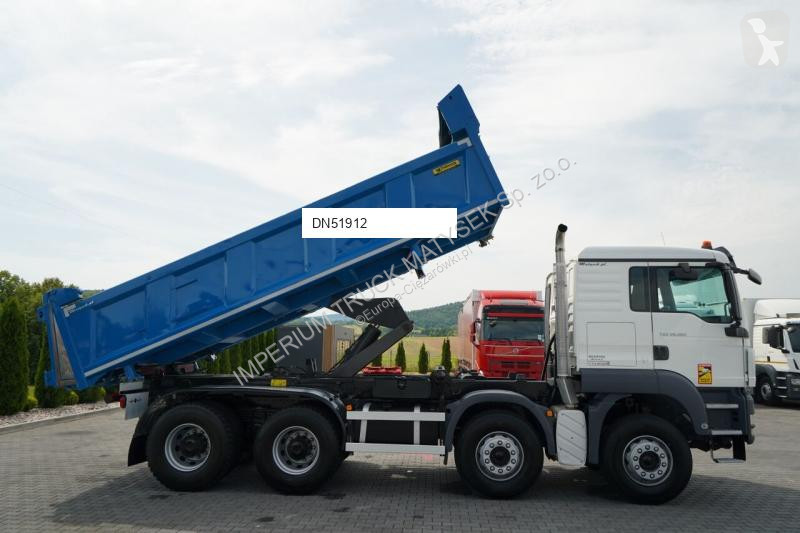 شاحنة MAN TGS 35.360 / 8X4 / WYWROTKA 2 STRONNA...