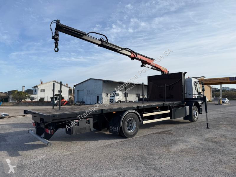 شاحنة Renault 320