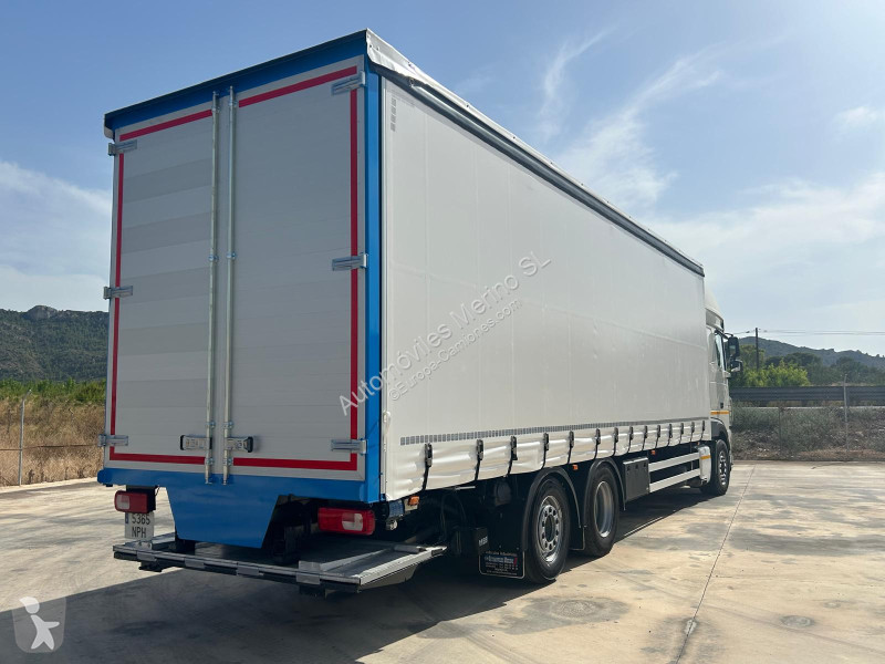 Camión DAF XF 106.480