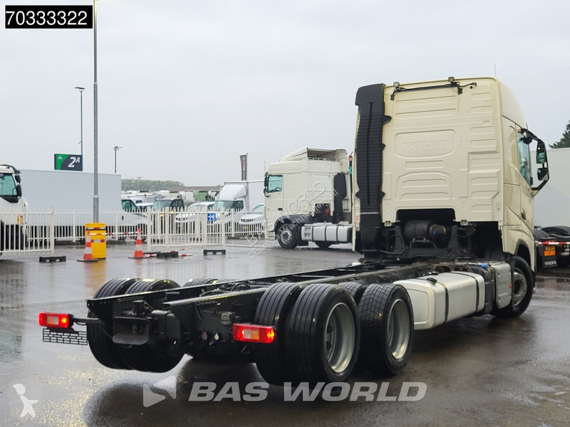 شاحنة Volvo 460  6X2 chassis Full Air...