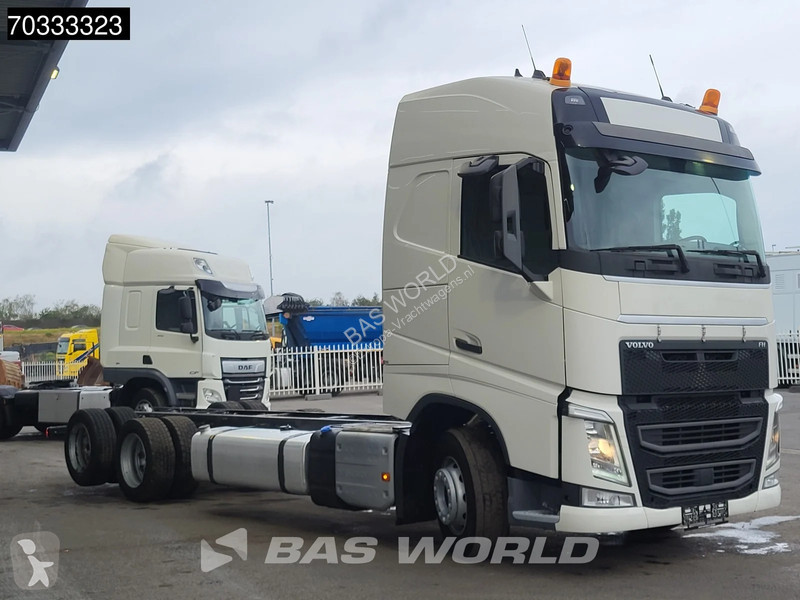 Camion Volvo 460  6X2 chassis Full Air...