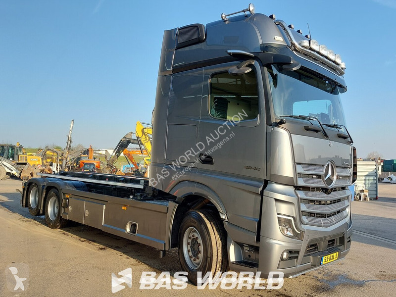 Грузовик Mercedes L L 2848