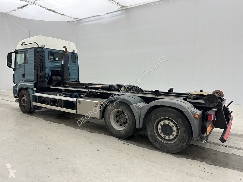 Vrachtwagen MAN 470 - 6x2