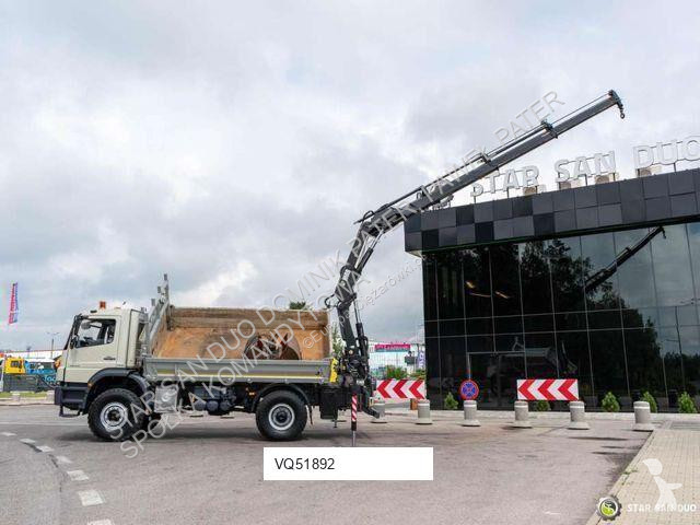 Vrachtwagen Mercedes 166