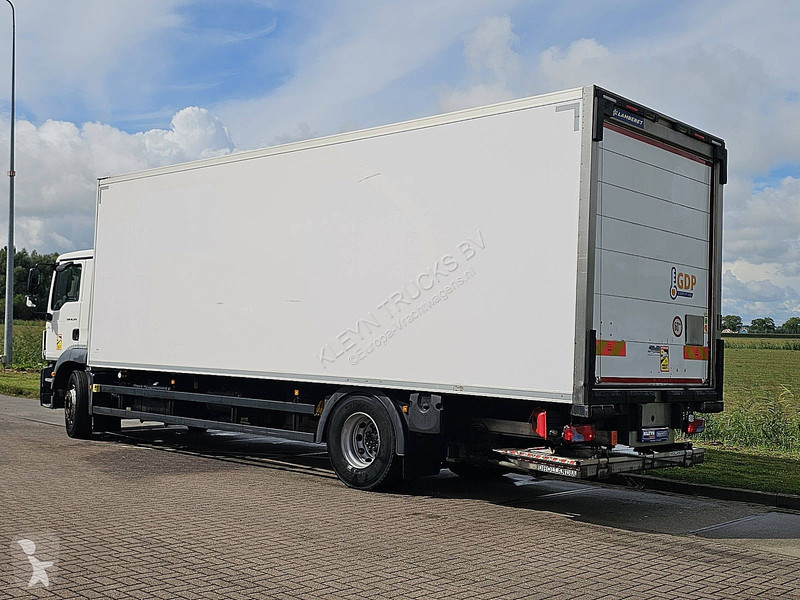 Camion MAN TGM