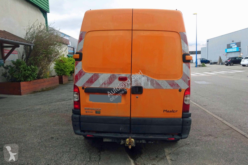 Véhicule utilitaire Renault MASTER 2,5 DCI 110...