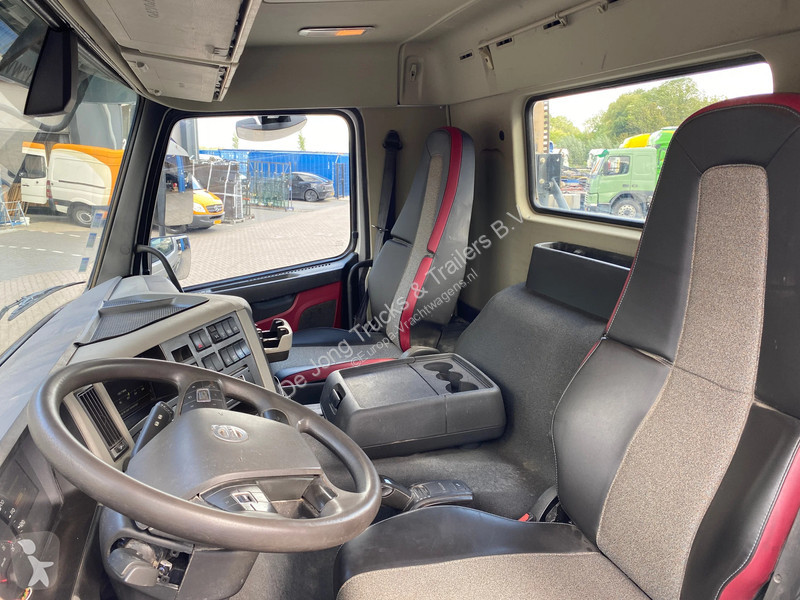 Camion Volvo 420 / 6x4 / Hookarm 20T / Hub...