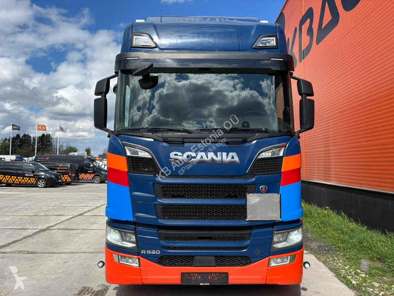 Vrachtwagen Scania R520 6x2*4 BOX =7340 mm