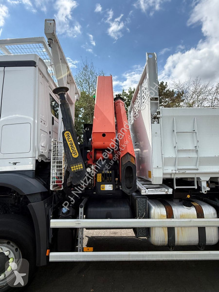 Camion Mercedes 3342 6X6 Palfinger 30002