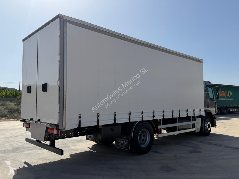 Camion Renault P