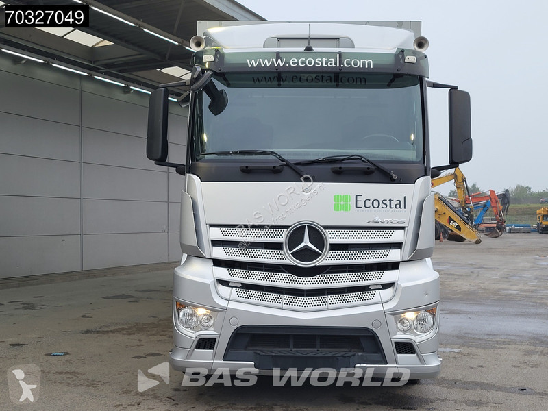 Camión Mercedes 2633 6X2 Curtainsides 2500kg...