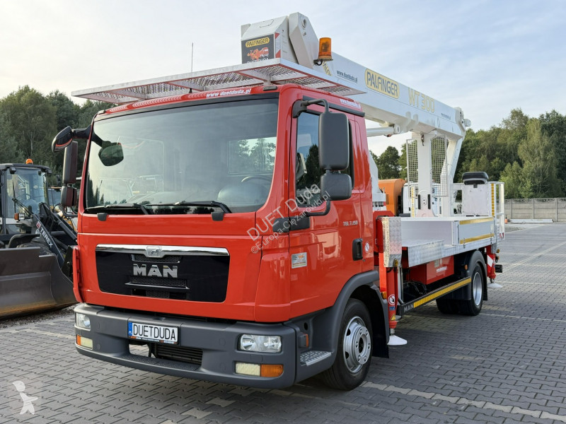 Vrachtwagen MAN TGL 7.150 Zwyżka...