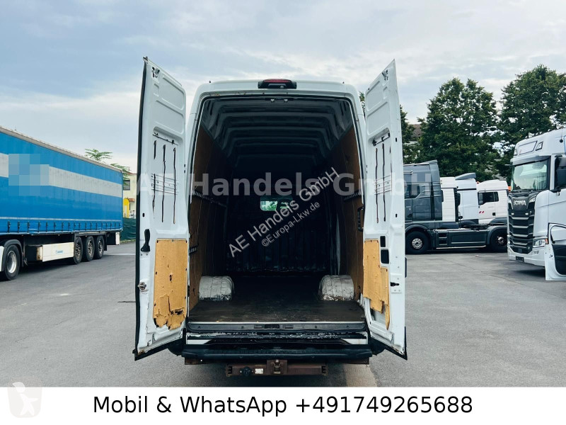 Vrachtwagen Iveco Maxi...