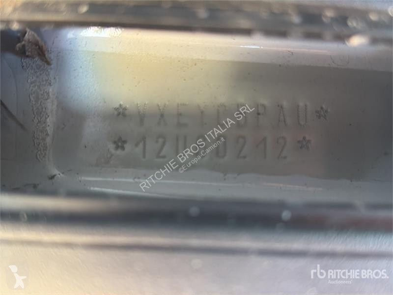 Camión Opel 2.2 103 KW PR PL L4 Curtain Side Truck