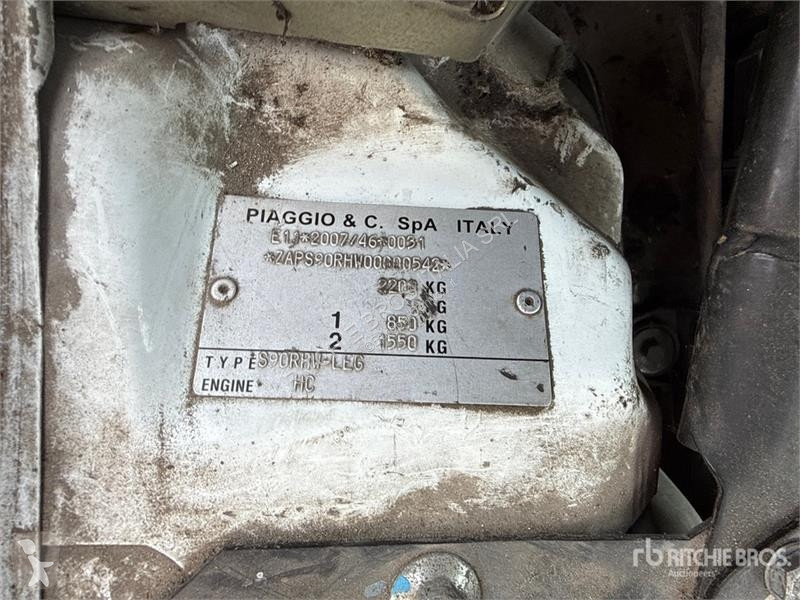Комерційні автомобілі Piaggio