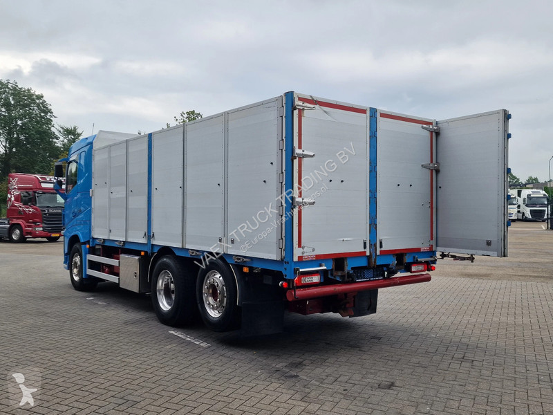Camión Volvo 13540 6x2*4 - Platform with...