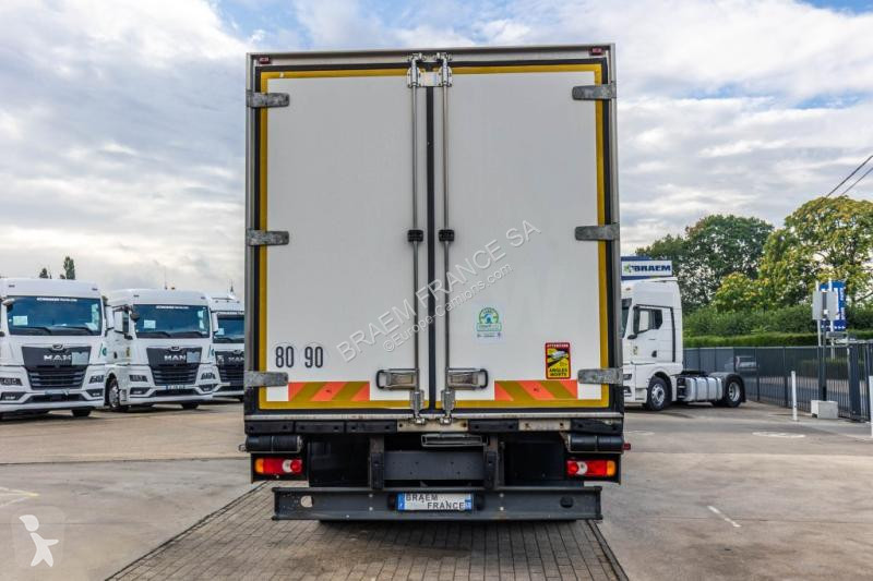 Camión Volvo H 290+ CARRIER