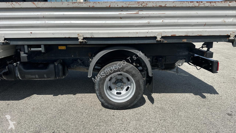 Camión Iveco DAILY 35-140 4x2