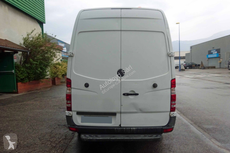 Véhicule utilitaire Mercedes