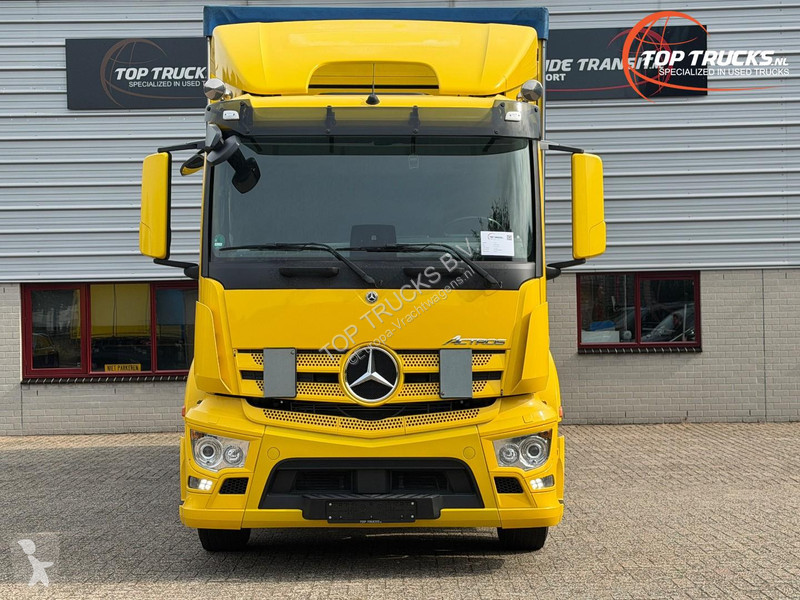 Camión Mercedes 2543 6x2 Retarder - Curtainside...