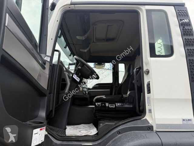Camion MAN 32.430 8x4 BB Betonmischer
