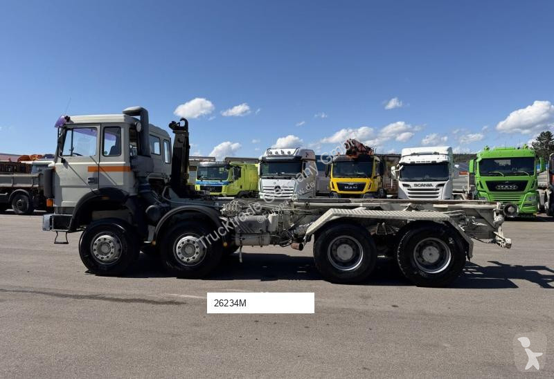 Camión Iveco 676 300-30 AH