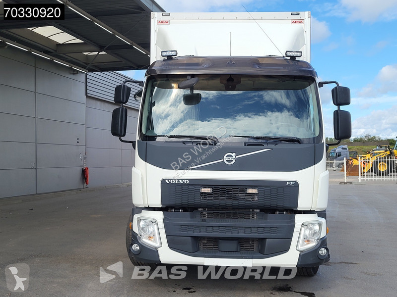 Camión Volvo 280 4X2 19tonner 2000kg...