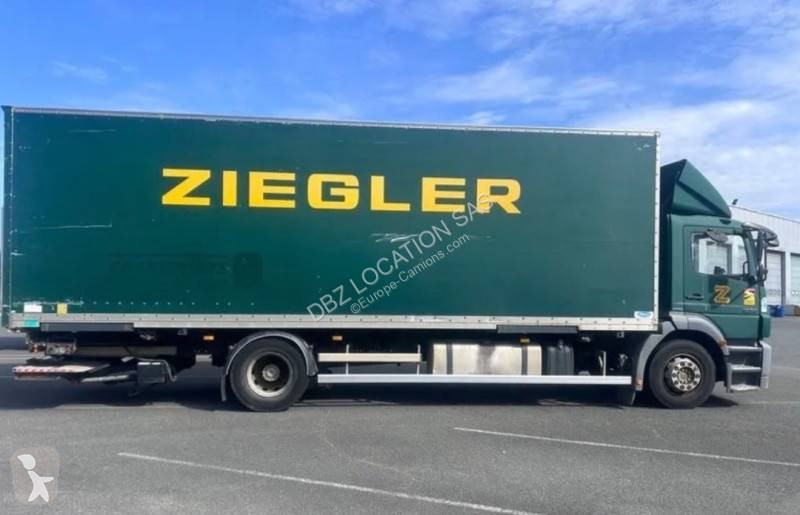 Mercedes 1833 truck