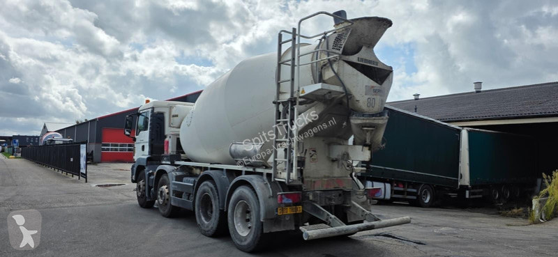 MAN 32.420 LIEBHERR + Refrigerator concrete