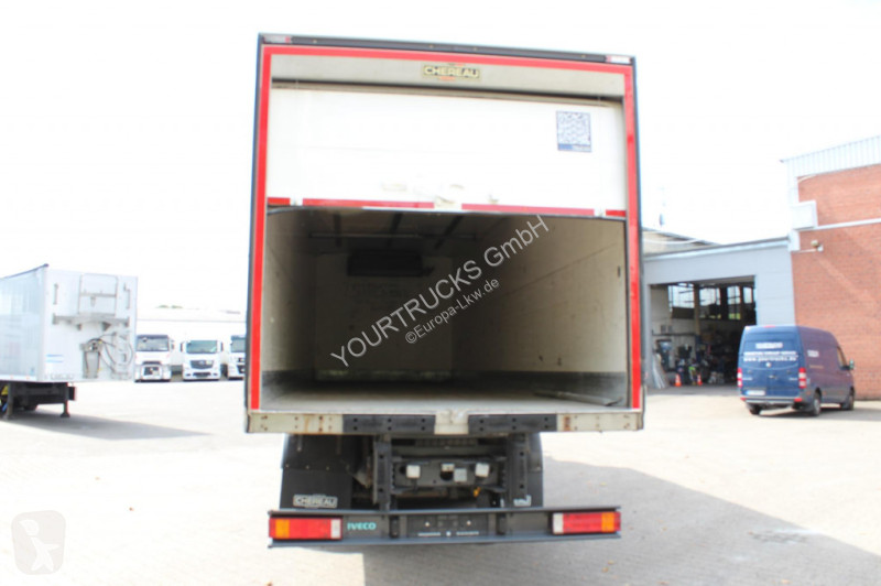 Camión Iveco 400 E6 TK T-1200R Lenkachse Strom...