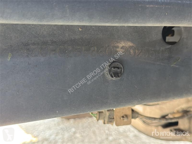 Camión Iveco 35C12 Dump Truck (Inoperable)